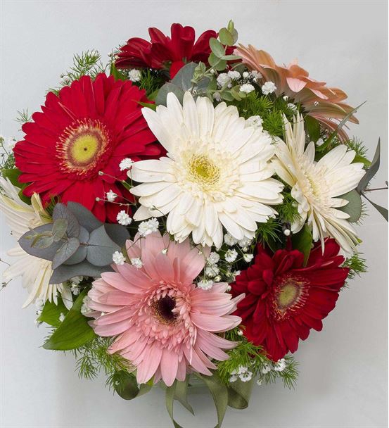 Cam Fanusta Gerbera Aranjmanı